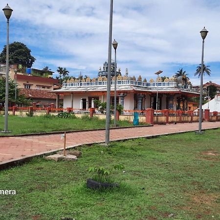 Varam Homestay Madikeri Exterior foto